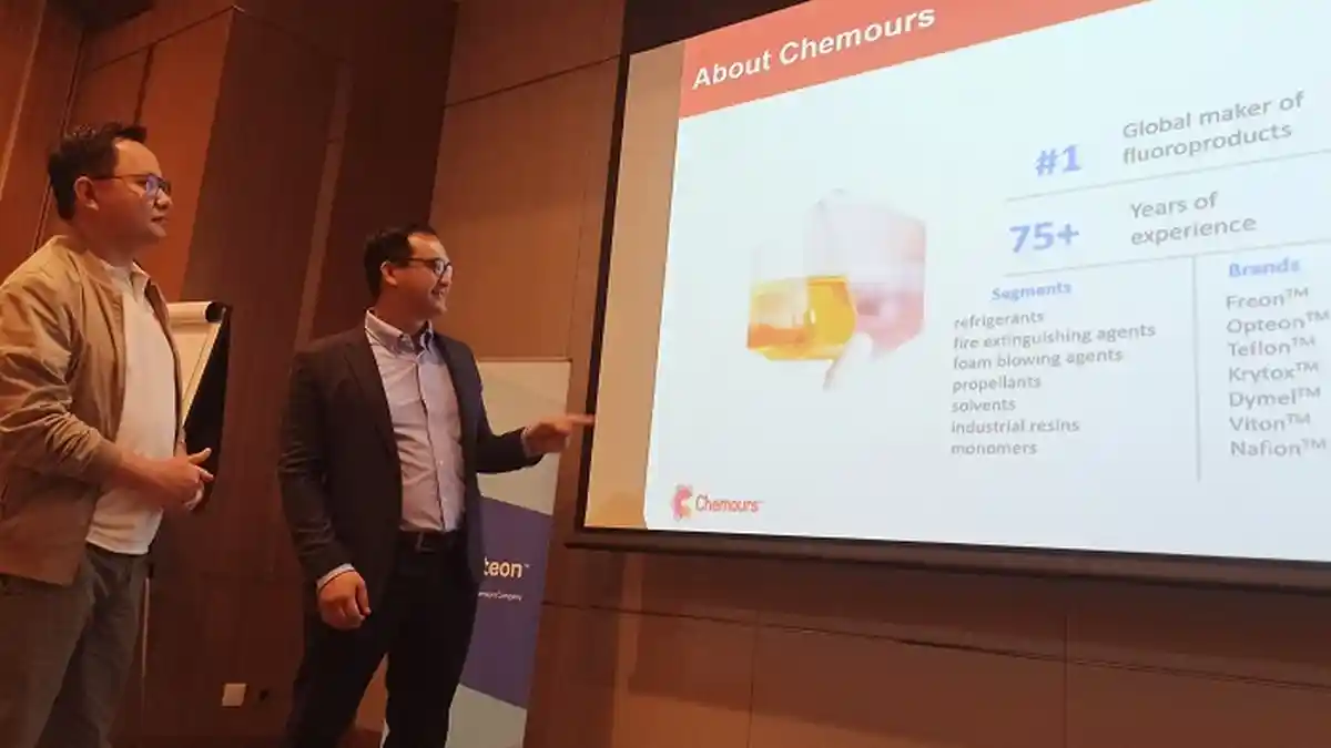 PT The Chemours Indonesia Educates the Surabaya Market to Avoid Counterfeit Products